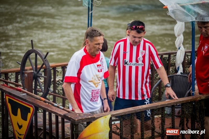 Zdjęcie w galerii na portalu naszraciborz.pl: Marszałek Józef Piłsudski i jego zaginiony legion na biało-czerwonym Pływadle 2018  wiadomości z regionu