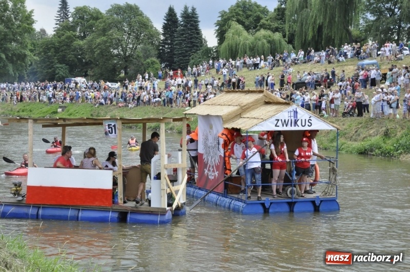 Zdjęcie w galerii na portalu naszraciborz.pl: Marszałek Józef Piłsudski i jego zaginiony legion na biało-czerwonym Pływadle 2018  wiadomości z regionu
