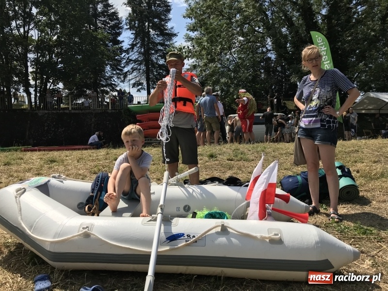 Zdjęcie w galerii na portalu naszraciborz.pl: Marszałek Józef Piłsudski i jego zaginiony legion na biało-czerwonym Pływadle 2018  wiadomości z regionu