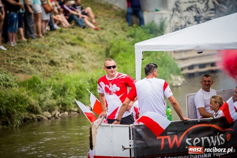 Zdjęcie w galerii na portalu naszraciborz.pl: Marszałek Józef Piłsudski i jego zaginiony legion na biało-czerwonym Pływadle 2018  wiadomości z regionu