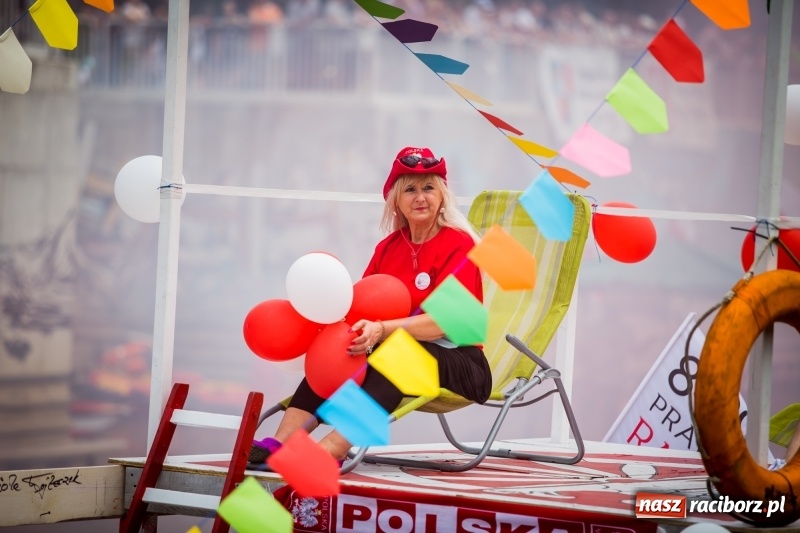 Zdjęcie w galerii na portalu naszraciborz.pl: Marszałek Józef Piłsudski i jego zaginiony legion na biało-czerwonym Pływadle 2018  wiadomości z regionu