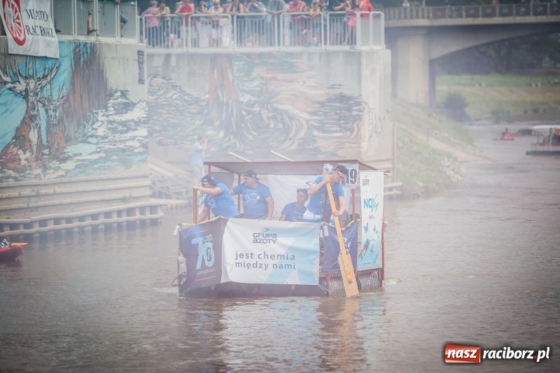 Zdjęcie w galerii na portalu naszraciborz.pl: Marszałek Józef Piłsudski i jego zaginiony legion na biało-czerwonym Pływadle 2018  wiadomości z regionu