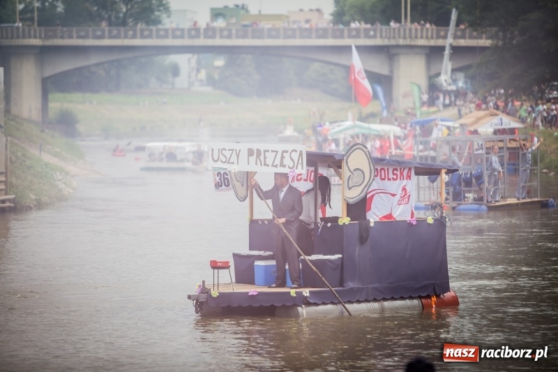 Zdjęcie w galerii na portalu naszraciborz.pl: Marszałek Józef Piłsudski i jego zaginiony legion na biało-czerwonym Pływadle 2018  wiadomości z regionu
