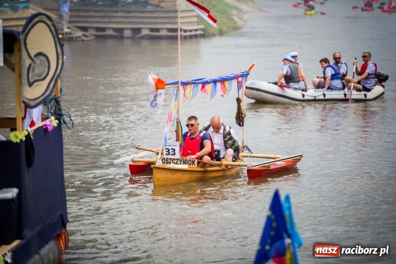 Zdjęcie w galerii na portalu naszraciborz.pl: Marszałek Józef Piłsudski i jego zaginiony legion na biało-czerwonym Pływadle 2018  wiadomości z regionu