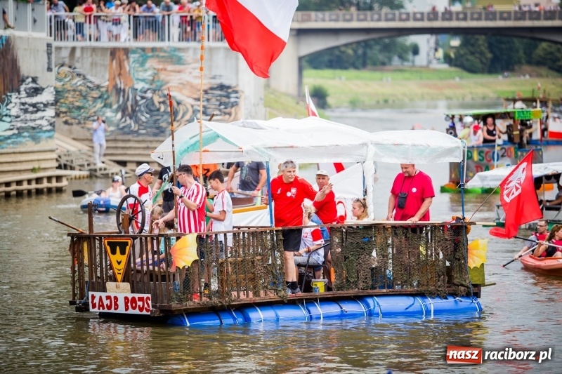 Zdjęcie w galerii na portalu naszraciborz.pl: Marszałek Józef Piłsudski i jego zaginiony legion na biało-czerwonym Pływadle 2018  wiadomości z regionu