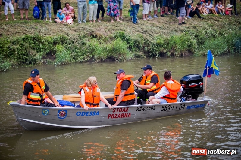 Zdjęcie w galerii na portalu naszraciborz.pl: Marszałek Józef Piłsudski i jego zaginiony legion na biało-czerwonym Pływadle 2018  wiadomości z regionu