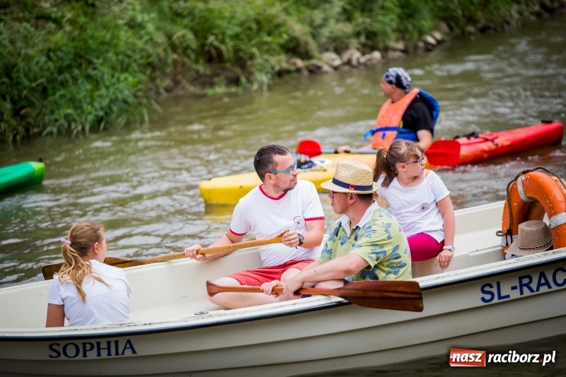 Zdjęcie w galerii na portalu naszraciborz.pl: Marszałek Józef Piłsudski i jego zaginiony legion na biało-czerwonym Pływadle 2018  wiadomości z regionu