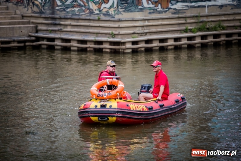 Zdjęcie w galerii na portalu naszraciborz.pl: Marszałek Józef Piłsudski i jego zaginiony legion na biało-czerwonym Pływadle 2018  wiadomości z regionu
