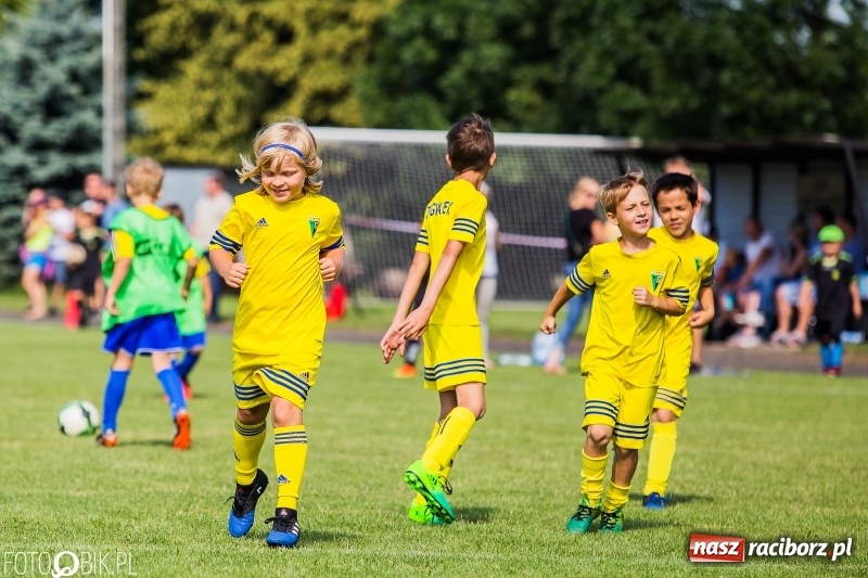 Zdjęcie w galerii na portalu naszraciborz.pl: Drugi dzień turnieju piłkarskiego w Tworkowie wiadomości z regionu