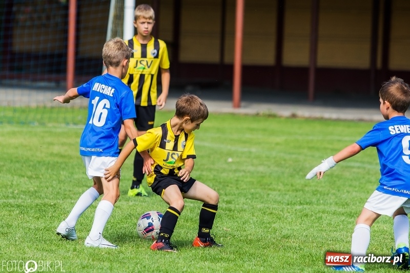 Zdjęcie w galerii na portalu naszraciborz.pl: Drugi dzień turnieju piłkarskiego w Tworkowie wiadomości z regionu