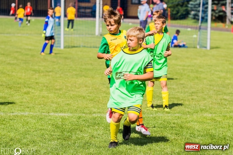 Zdjęcie w galerii na portalu naszraciborz.pl: Drugi dzień turnieju piłkarskiego w Tworkowie wiadomości z regionu