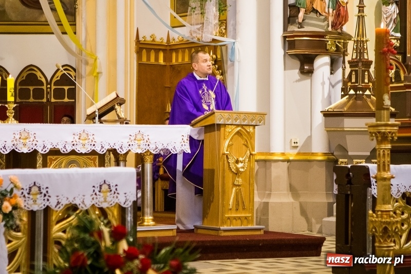 Zdjęcie w galerii na portalu naszraciborz.pl: Ostatnie pożegnanie śp. Henryka Zdrzałka wiadomości z regionu