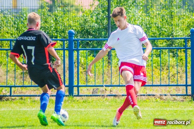 Zdjęcie w galerii na portalu naszraciborz.pl: Przeciwnikowi zabrakło sił. Juniorzy Unii z pewnym zwycięstwem wiadomości z regionu