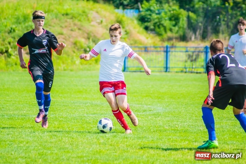 Zdjęcie w galerii na portalu naszraciborz.pl: Przeciwnikowi zabrakło sił. Juniorzy Unii z pewnym zwycięstwem wiadomości z regionu
