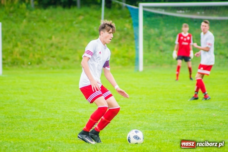 Zdjęcie w galerii na portalu naszraciborz.pl: Przeciwnikowi zabrakło sił. Juniorzy Unii z pewnym zwycięstwem wiadomości z regionu