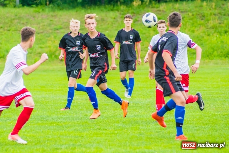 Zdjęcie w galerii na portalu naszraciborz.pl: Przeciwnikowi zabrakło sił. Juniorzy Unii z pewnym zwycięstwem wiadomości z regionu