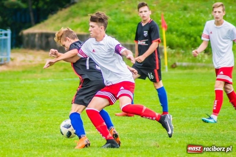 Zdjęcie w galerii na portalu naszraciborz.pl: Przeciwnikowi zabrakło sił. Juniorzy Unii z pewnym zwycięstwem wiadomości z regionu