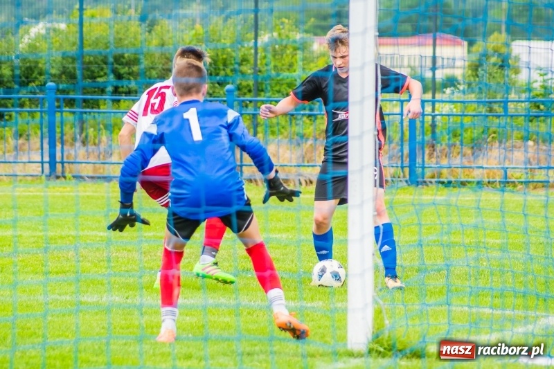 Zdjęcie w galerii na portalu naszraciborz.pl: Przeciwnikowi zabrakło sił. Juniorzy Unii z pewnym zwycięstwem wiadomości z regionu