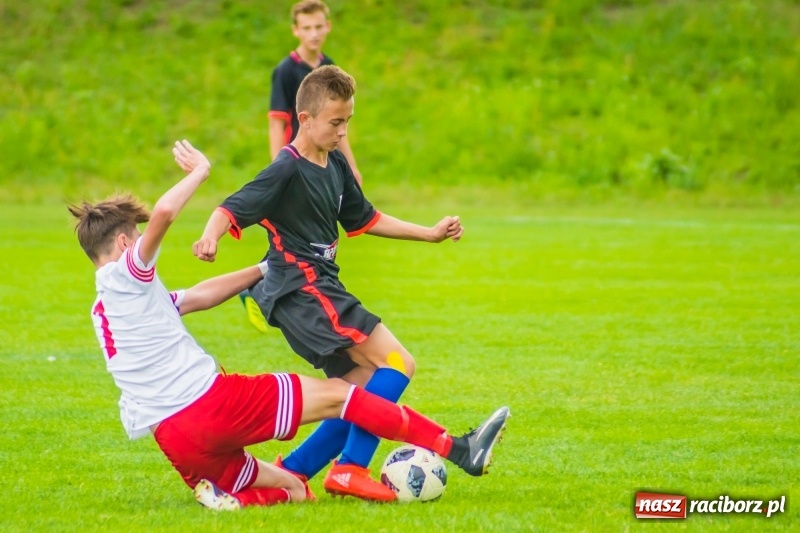 Zdjęcie w galerii na portalu naszraciborz.pl: Przeciwnikowi zabrakło sił. Juniorzy Unii z pewnym zwycięstwem wiadomości z regionu