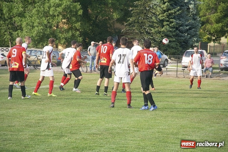 Zdjęcie w galerii na portalu naszraciborz.pl: Rewanż z Bolesławiem na remis. Rezerwy Czarnych Gorzyce w B klasie! wiadomości z regionu