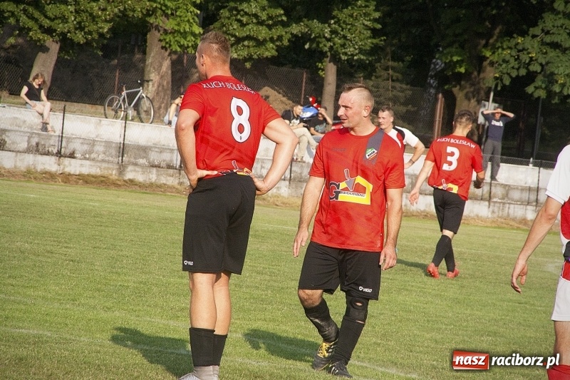 Zdjęcie w galerii na portalu naszraciborz.pl: Rewanż z Bolesławiem na remis. Rezerwy Czarnych Gorzyce w B klasie! wiadomości z regionu