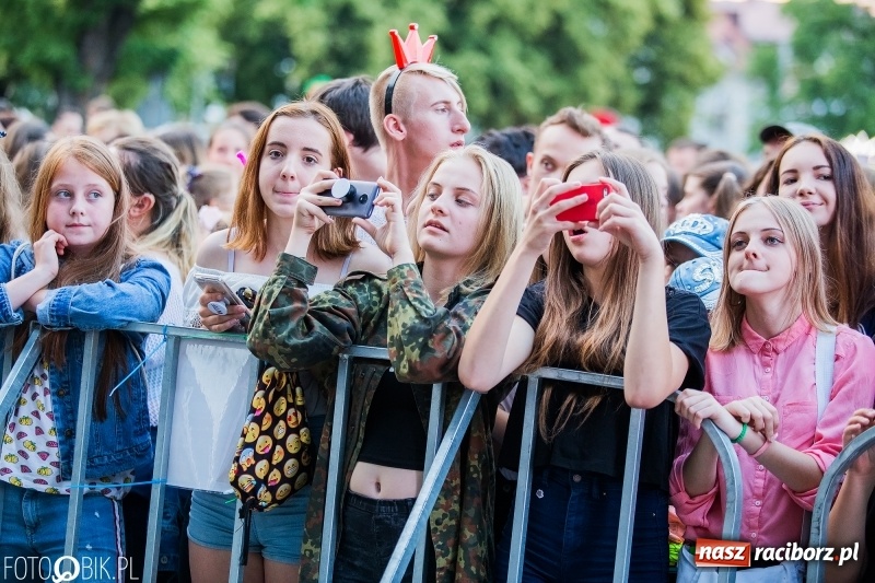 Zdjęcie w galerii na portalu naszraciborz.pl: Wysoka frekwencja i największe hity. Margaret porwała tysiące raciborzan FOTO i WIDEO  wiadomości z regionu