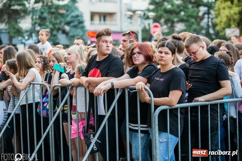 Zdjęcie w galerii na portalu naszraciborz.pl: Wysoka frekwencja i największe hity. Margaret porwała tysiące raciborzan FOTO i WIDEO  wiadomości z regionu