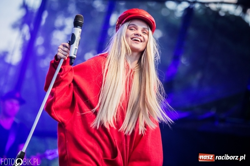 Zdjęcie w galerii na portalu naszraciborz.pl: Wysoka frekwencja i największe hity. Margaret porwała tysiące raciborzan FOTO i WIDEO  wiadomości z regionu