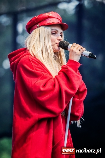 Zdjęcie w galerii na portalu naszraciborz.pl: Wysoka frekwencja i największe hity. Margaret porwała tysiące raciborzan FOTO i WIDEO  wiadomości z regionu