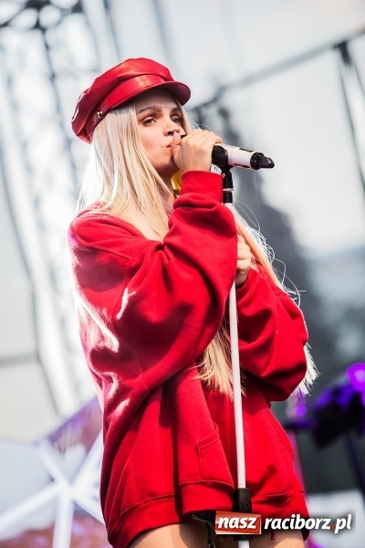 Zdjęcie w galerii na portalu naszraciborz.pl: Wysoka frekwencja i największe hity. Margaret porwała tysiące raciborzan FOTO i WIDEO  wiadomości z regionu