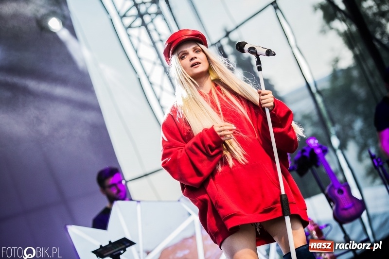 Zdjęcie w galerii na portalu naszraciborz.pl: Wysoka frekwencja i największe hity. Margaret porwała tysiące raciborzan FOTO i WIDEO  wiadomości z regionu