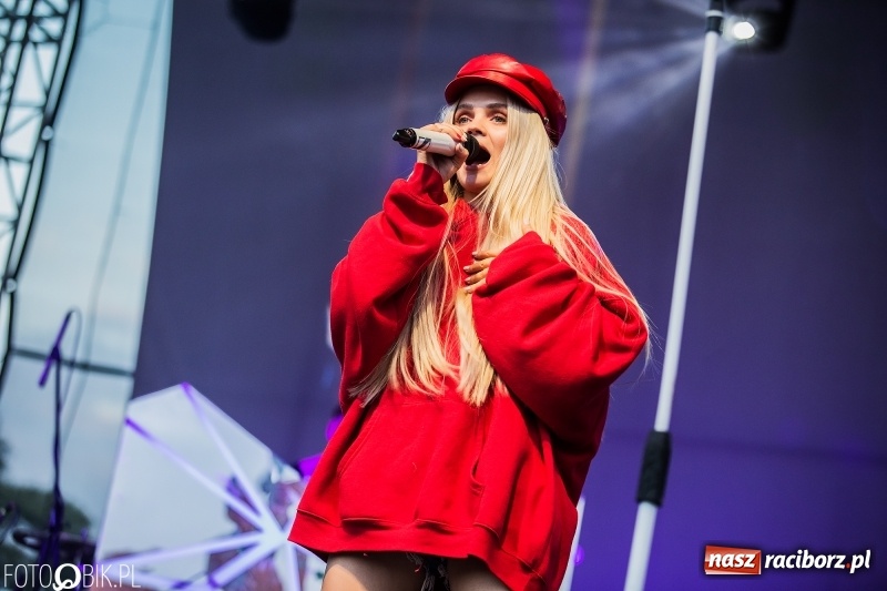 Zdjęcie w galerii na portalu naszraciborz.pl: Wysoka frekwencja i największe hity. Margaret porwała tysiące raciborzan FOTO i WIDEO  wiadomości z regionu