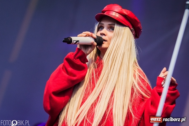 Zdjęcie w galerii na portalu naszraciborz.pl: Wysoka frekwencja i największe hity. Margaret porwała tysiące raciborzan FOTO i WIDEO  wiadomości z regionu