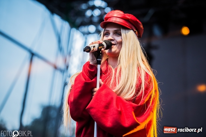 Zdjęcie w galerii na portalu naszraciborz.pl: Wysoka frekwencja i największe hity. Margaret porwała tysiące raciborzan FOTO i WIDEO  wiadomości z regionu