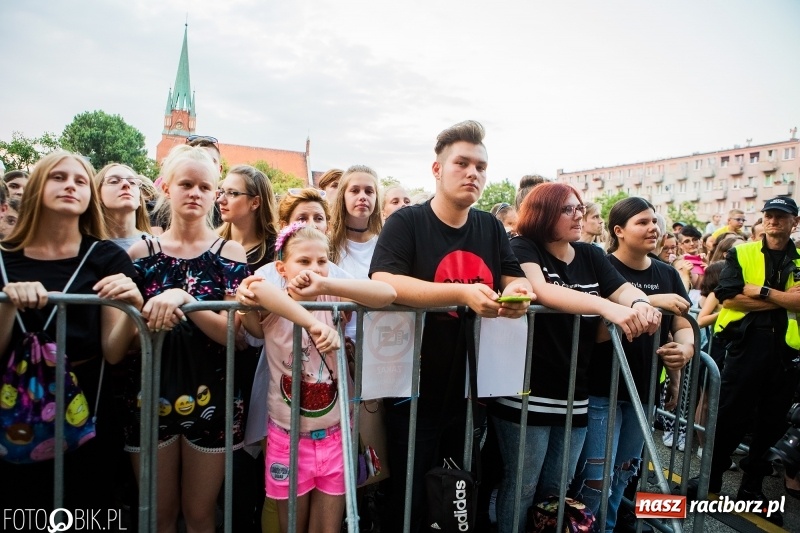 Zdjęcie w galerii na portalu naszraciborz.pl: Wysoka frekwencja i największe hity. Margaret porwała tysiące raciborzan FOTO i WIDEO  wiadomości z regionu