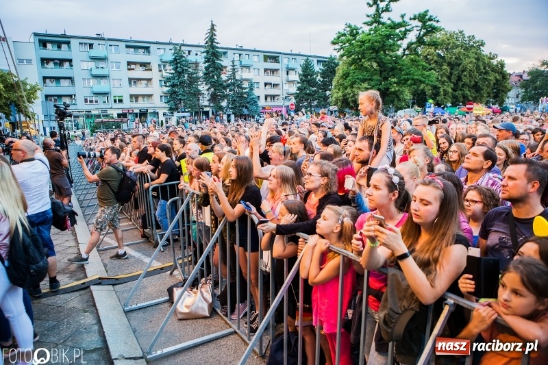 Zdjęcie w galerii na portalu naszraciborz.pl: Wysoka frekwencja i największe hity. Margaret porwała tysiące raciborzan FOTO i WIDEO  wiadomości z regionu