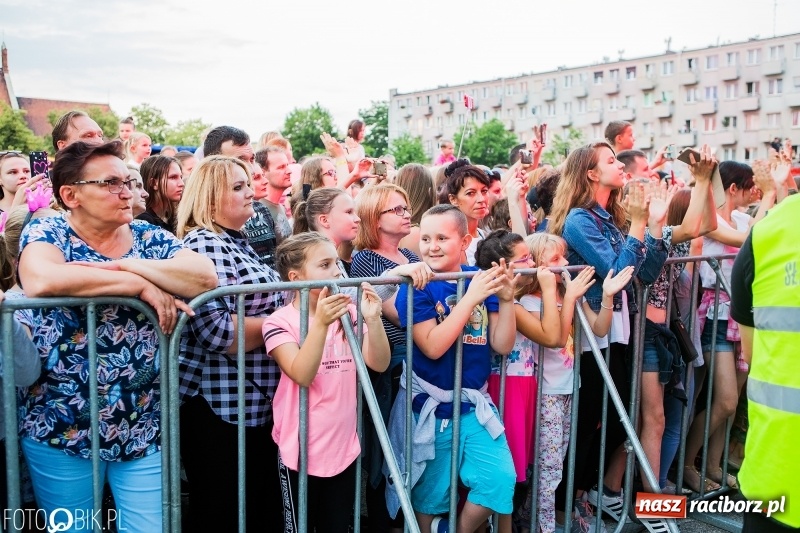 Zdjęcie w galerii na portalu naszraciborz.pl: Wysoka frekwencja i największe hity. Margaret porwała tysiące raciborzan FOTO i WIDEO  wiadomości z regionu