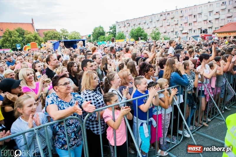 Zdjęcie w galerii na portalu naszraciborz.pl: Wysoka frekwencja i największe hity. Margaret porwała tysiące raciborzan FOTO i WIDEO  wiadomości z regionu