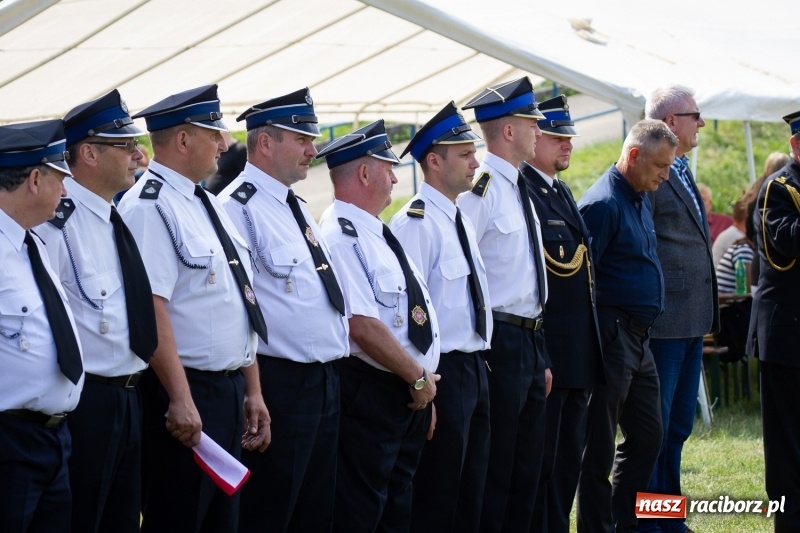 Zdjęcie w galerii na portalu naszraciborz.pl: Złota sekunda. OSP Pogrzebień z pucharem wójta Kornowaca wiadomości z regionu