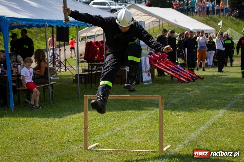 Zdjęcie w galerii na portalu naszraciborz.pl: Złota sekunda. OSP Pogrzebień z pucharem wójta Kornowaca wiadomości z regionu