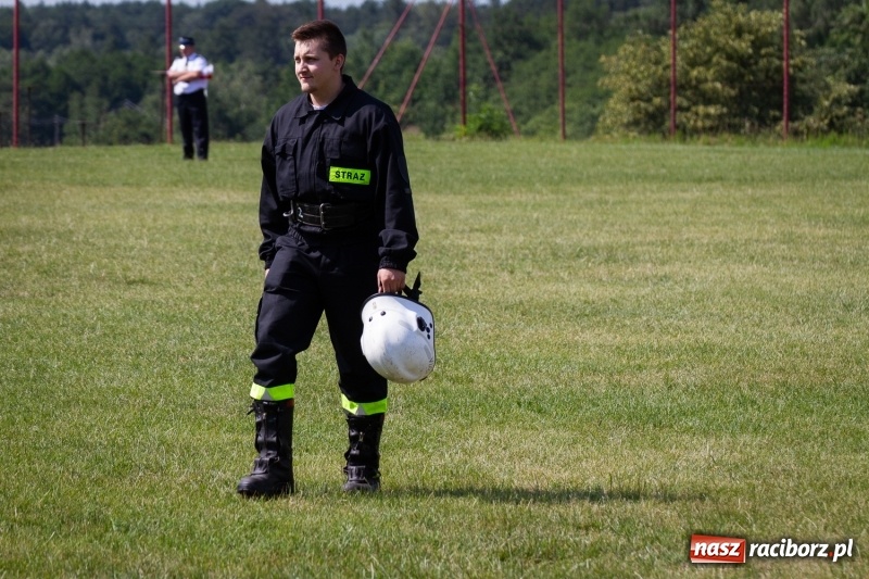 Zdjęcie w galerii na portalu naszraciborz.pl: Złota sekunda. OSP Pogrzebień z pucharem wójta Kornowaca wiadomości z regionu