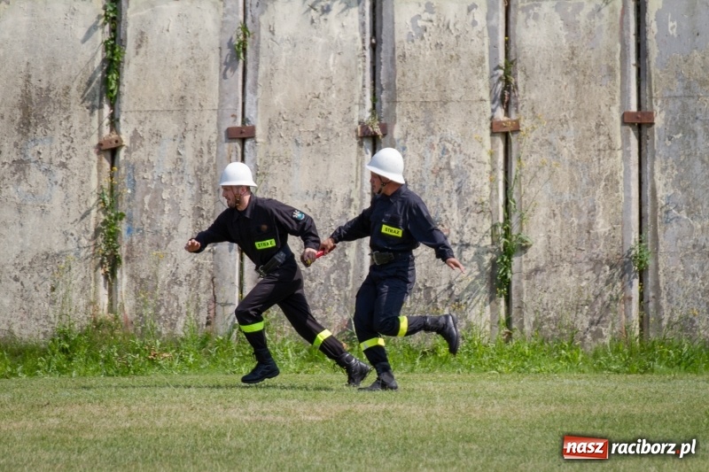 Zdjęcie w galerii na portalu naszraciborz.pl: Złota sekunda. OSP Pogrzebień z pucharem wójta Kornowaca wiadomości z regionu