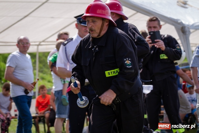 Zdjęcie w galerii na portalu naszraciborz.pl: Złota sekunda. OSP Pogrzebień z pucharem wójta Kornowaca wiadomości z regionu