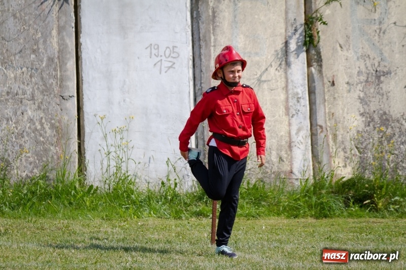Zdjęcie w galerii na portalu naszraciborz.pl: Złota sekunda. OSP Pogrzebień z pucharem wójta Kornowaca wiadomości z regionu