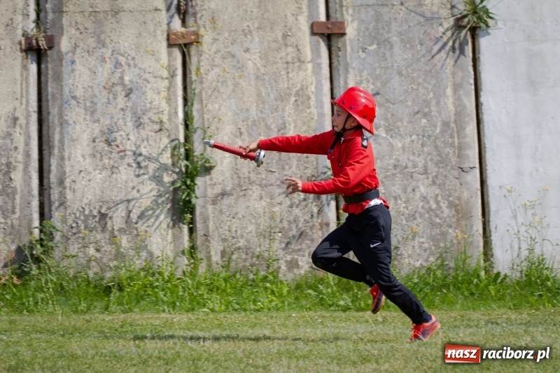 Zdjęcie w galerii na portalu naszraciborz.pl: Złota sekunda. OSP Pogrzebień z pucharem wójta Kornowaca wiadomości z regionu