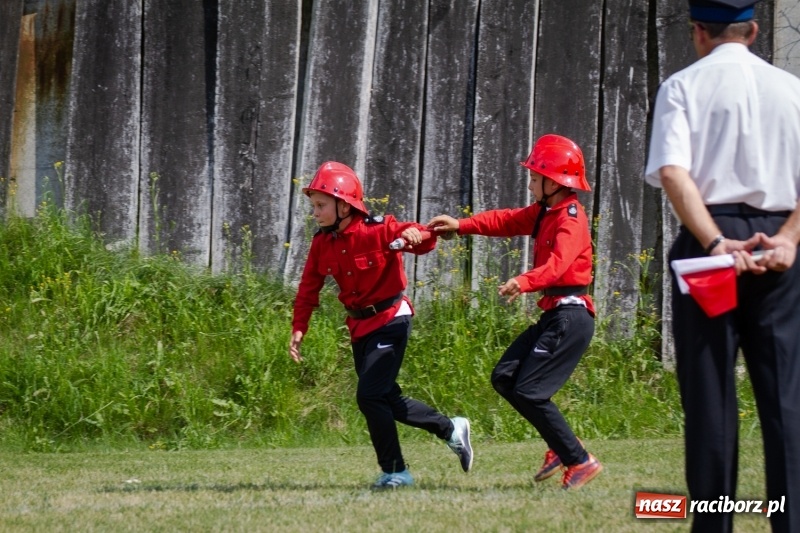 Zdjęcie w galerii na portalu naszraciborz.pl: Złota sekunda. OSP Pogrzebień z pucharem wójta Kornowaca wiadomości z regionu