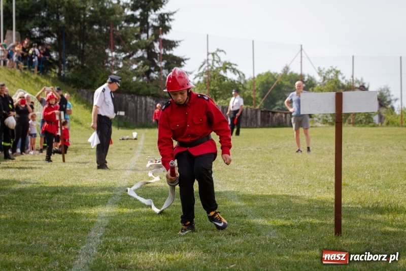 Zdjęcie w galerii na portalu naszraciborz.pl: Złota sekunda. OSP Pogrzebień z pucharem wójta Kornowaca wiadomości z regionu