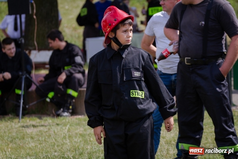 Zdjęcie w galerii na portalu naszraciborz.pl: Złota sekunda. OSP Pogrzebień z pucharem wójta Kornowaca wiadomości z regionu