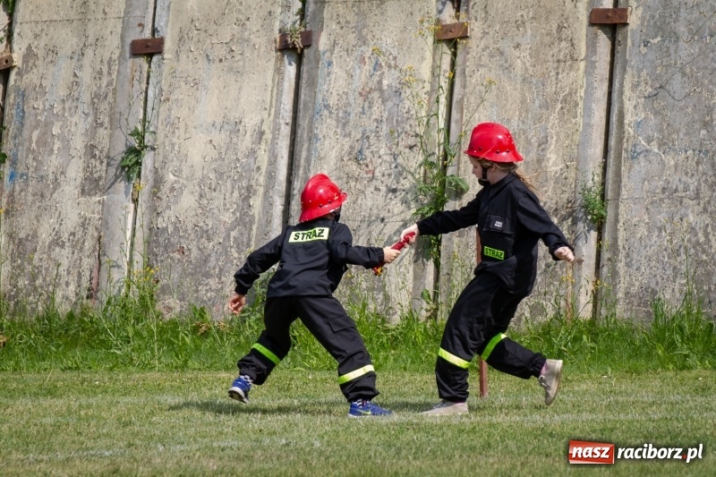 Zdjęcie w galerii na portalu naszraciborz.pl: Złota sekunda. OSP Pogrzebień z pucharem wójta Kornowaca wiadomości z regionu