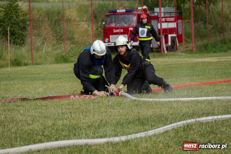Zdjęcie w galerii na portalu naszraciborz.pl: Złota sekunda. OSP Pogrzebień z pucharem wójta Kornowaca wiadomości z regionu